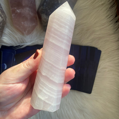 Pink Mangano Calcite - UV Reactive