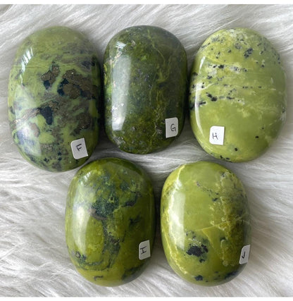 Serpentine Palmstone