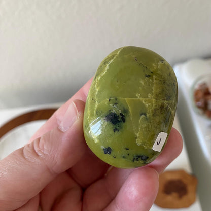 Serpentine Palmstone