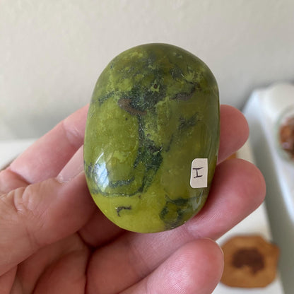 Serpentine Palmstone