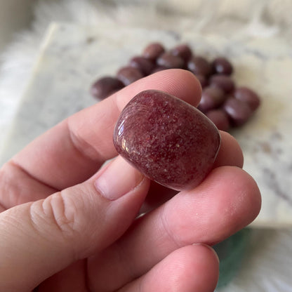 Strawberry Quartz Tumble