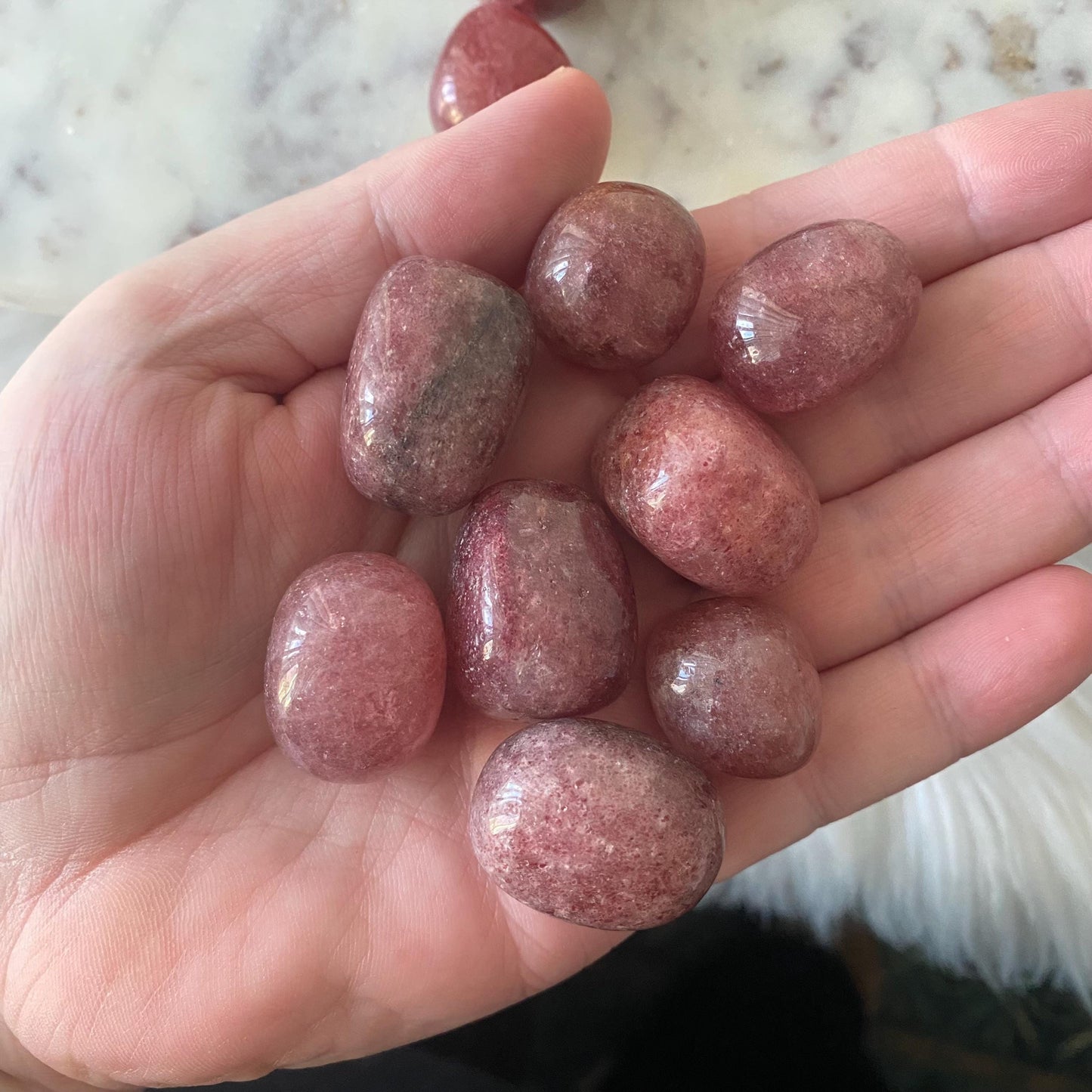 Strawberry Quartz Tumble